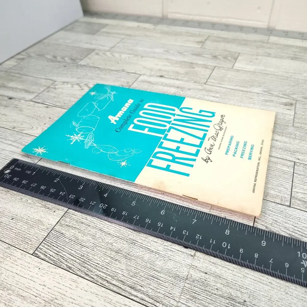 Amana Complete Guide to FOOD FREEZING Cookbook Booklet Retro Cooking Food Storag